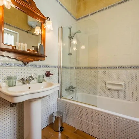 Апартаменты Ocean View House Getaway *