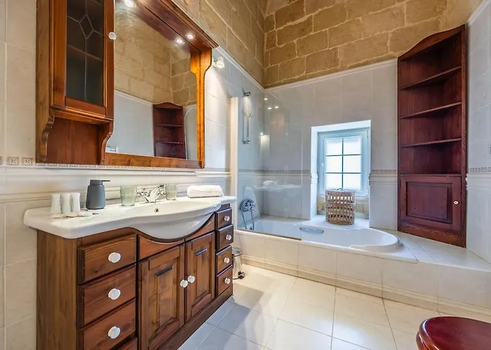 Lilla Bo - Ocean View Villa San Lawrenz